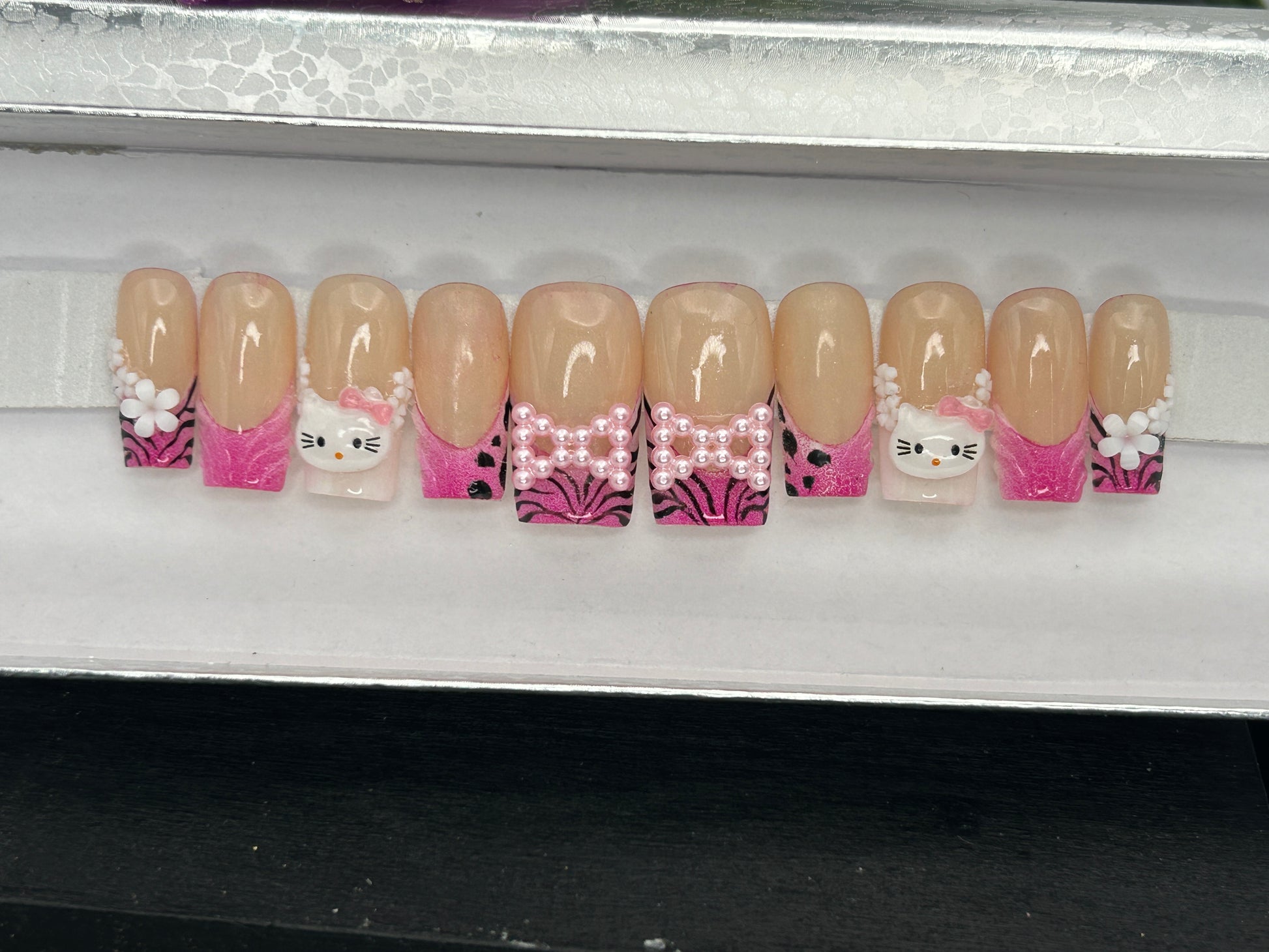 Hello Kitty Girl image 2